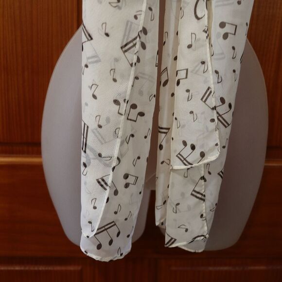 Vintage Music Note Treble Cleft Sheer Scarf - Picture 4 of 7